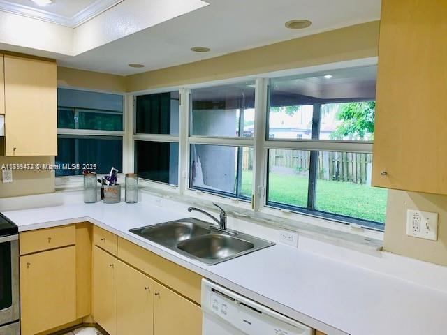 View photos, virtual tours, details... 6720 NW 28th St