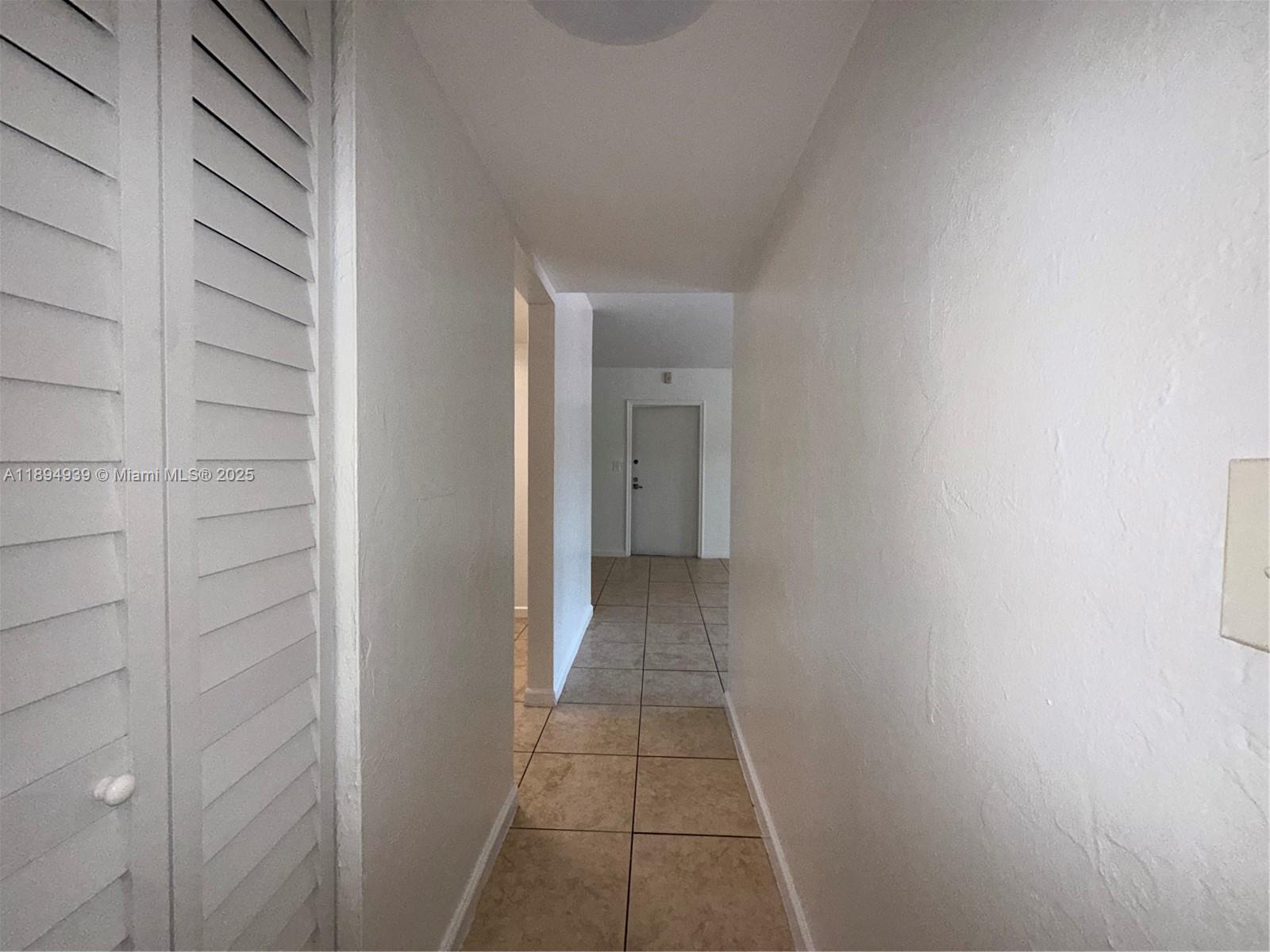 VENETIAN PALMS CONDO - Residential