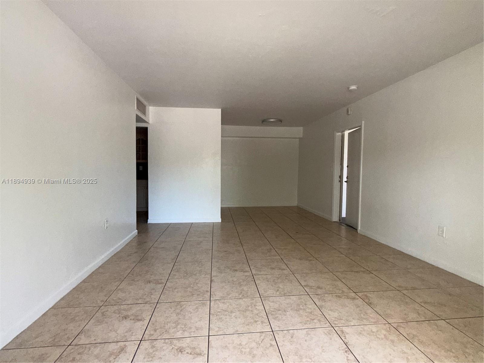 VENETIAN PALMS CONDO - Residential