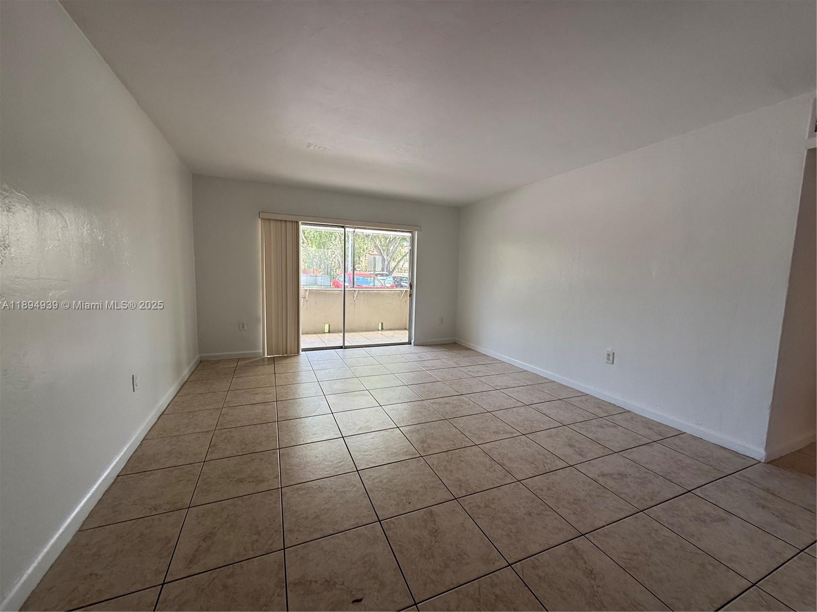 VENETIAN PALMS CONDO - Residential