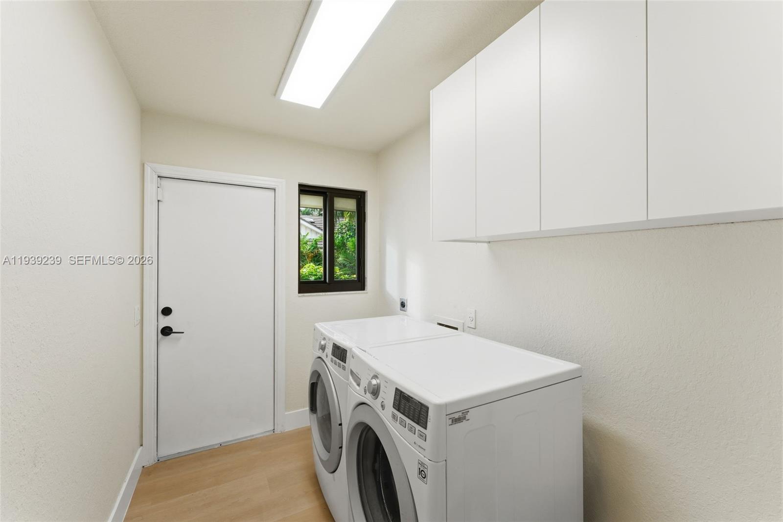 PGA RESORT COMMUNITY 6 - Residential