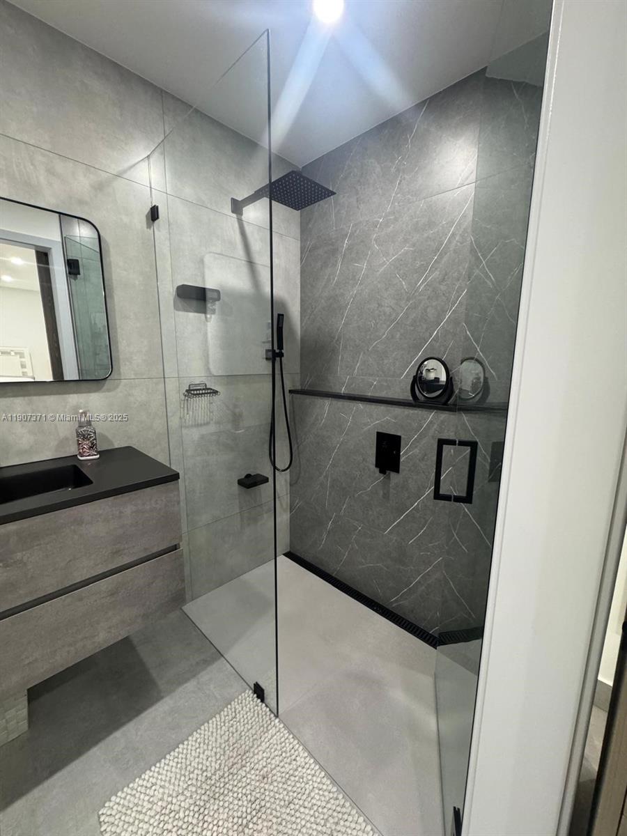 EUREKA MANOR SEC 3 - Residential