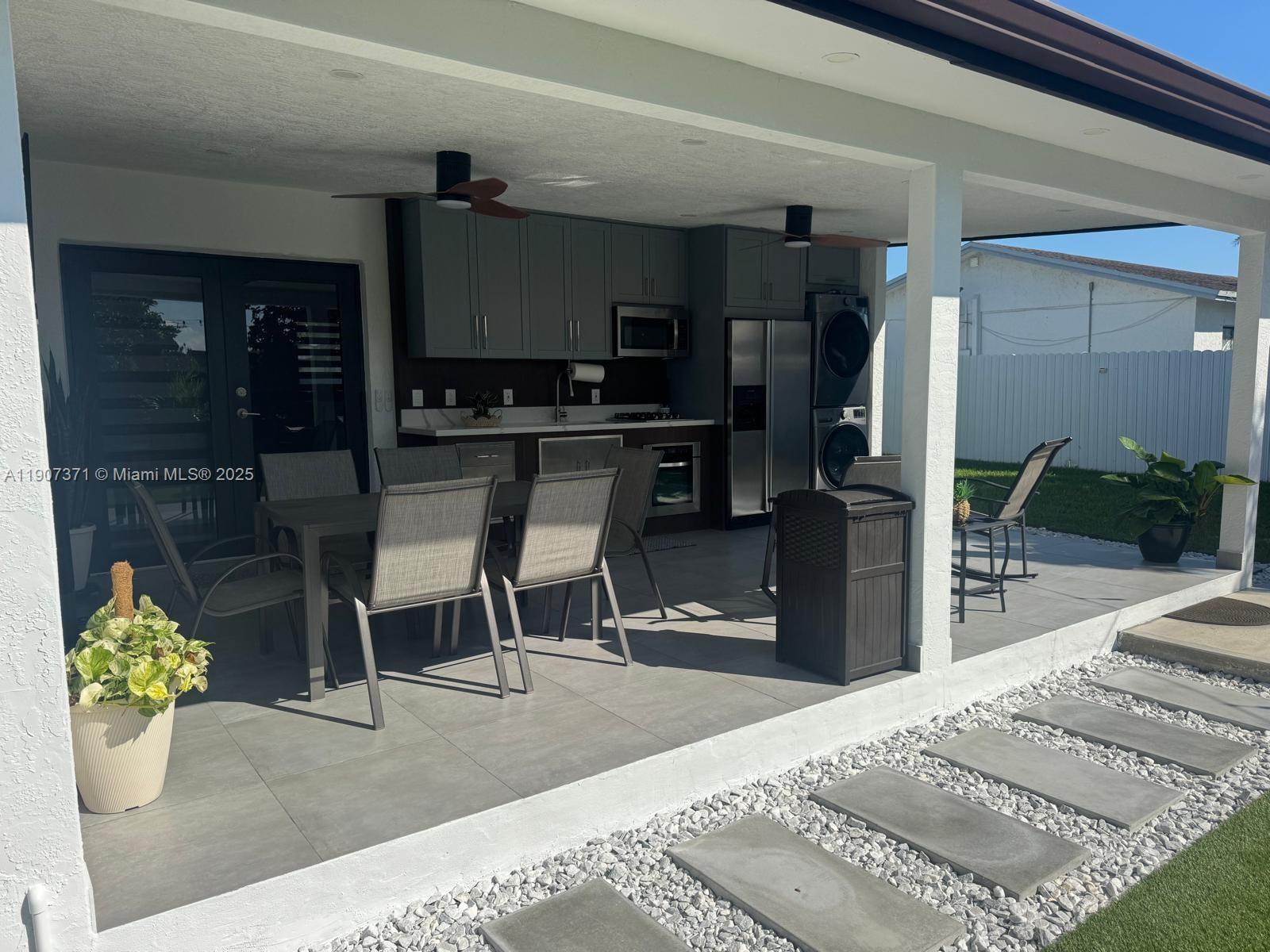 EUREKA MANOR SEC 3 - Residential