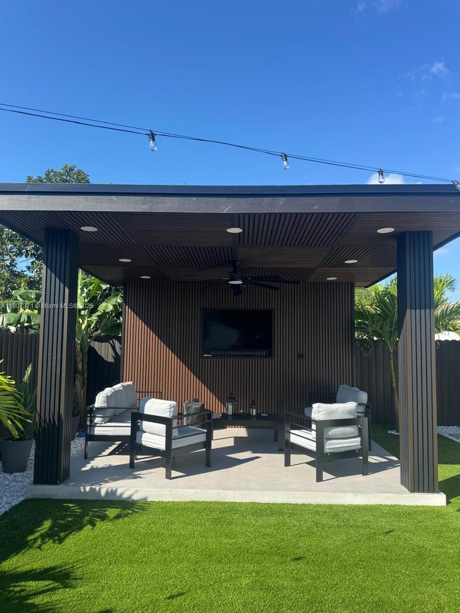 EUREKA MANOR SEC 3 - Residential