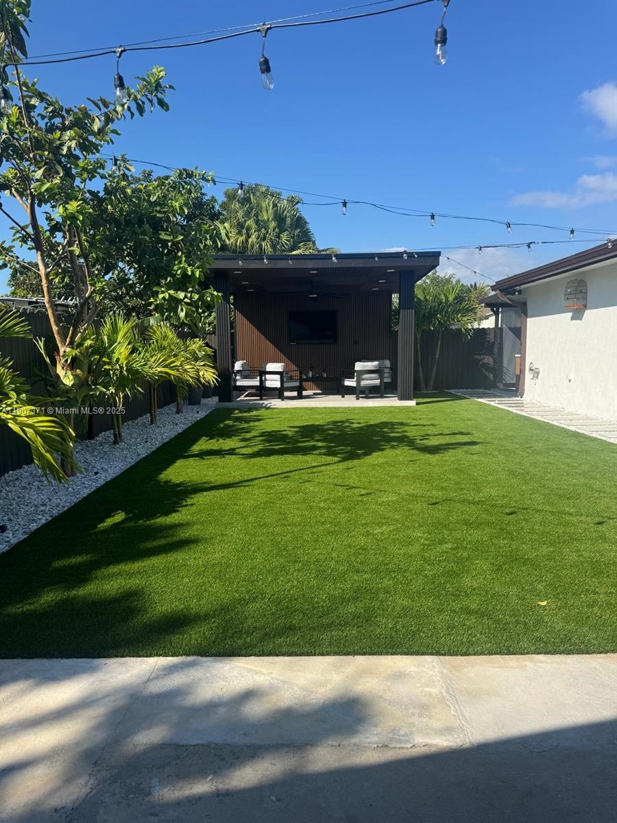 EUREKA MANOR SEC 3 - Residential