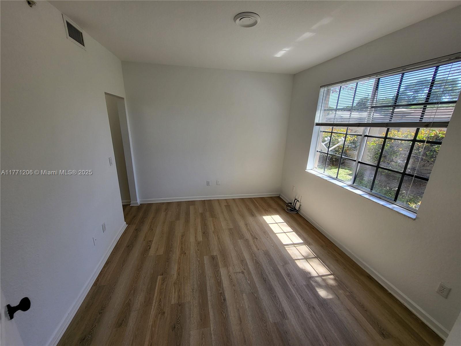 MARSH HARBOUR 3 CONDO - Residential