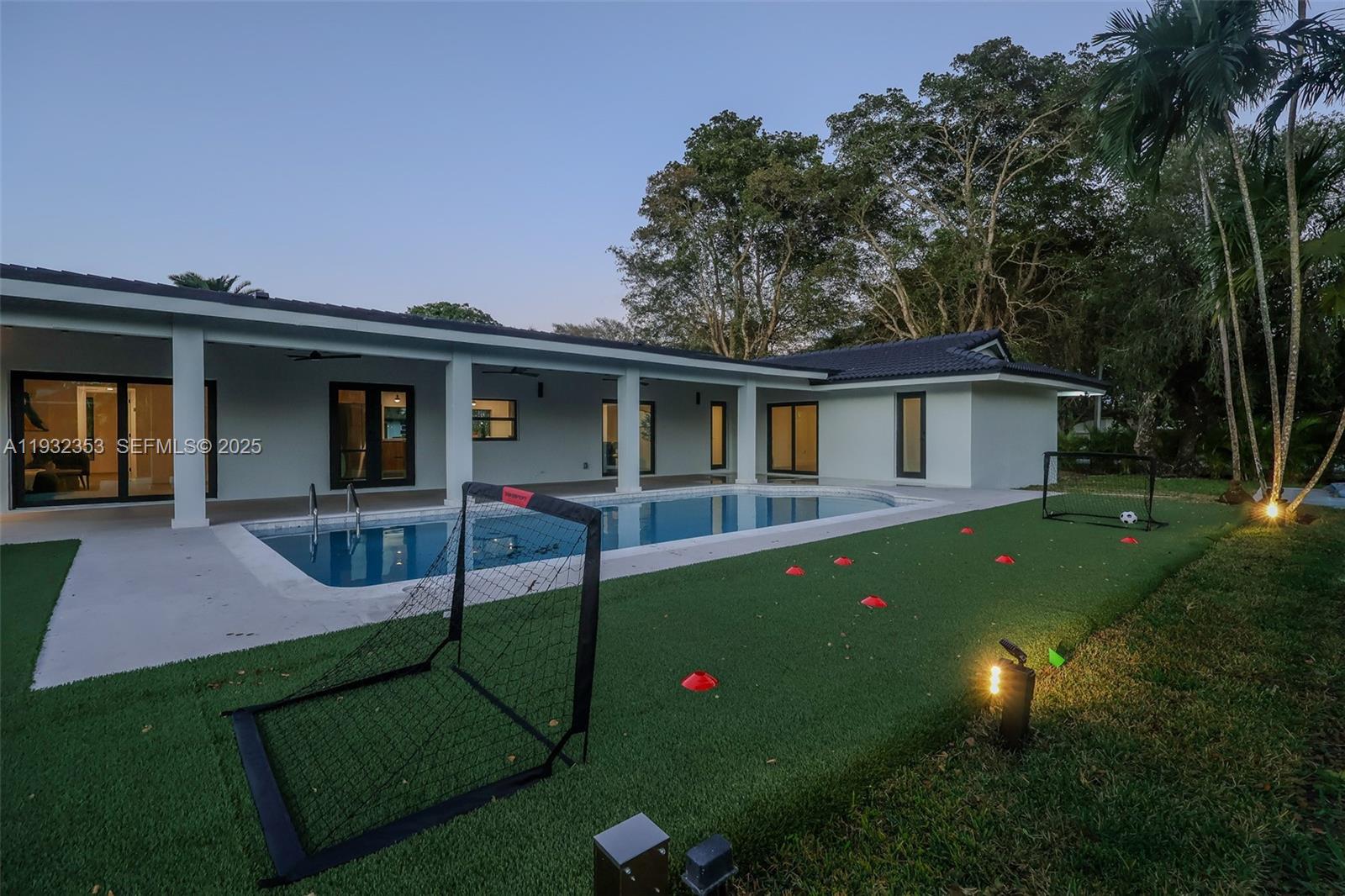 OLD CUTLER OAKS SOUTH - Residential