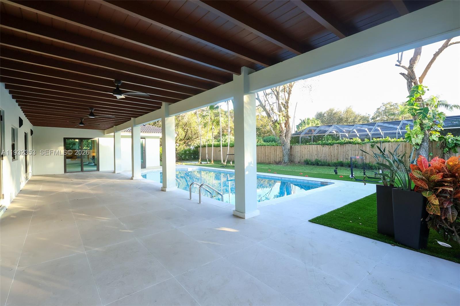 OLD CUTLER OAKS SOUTH - Residential