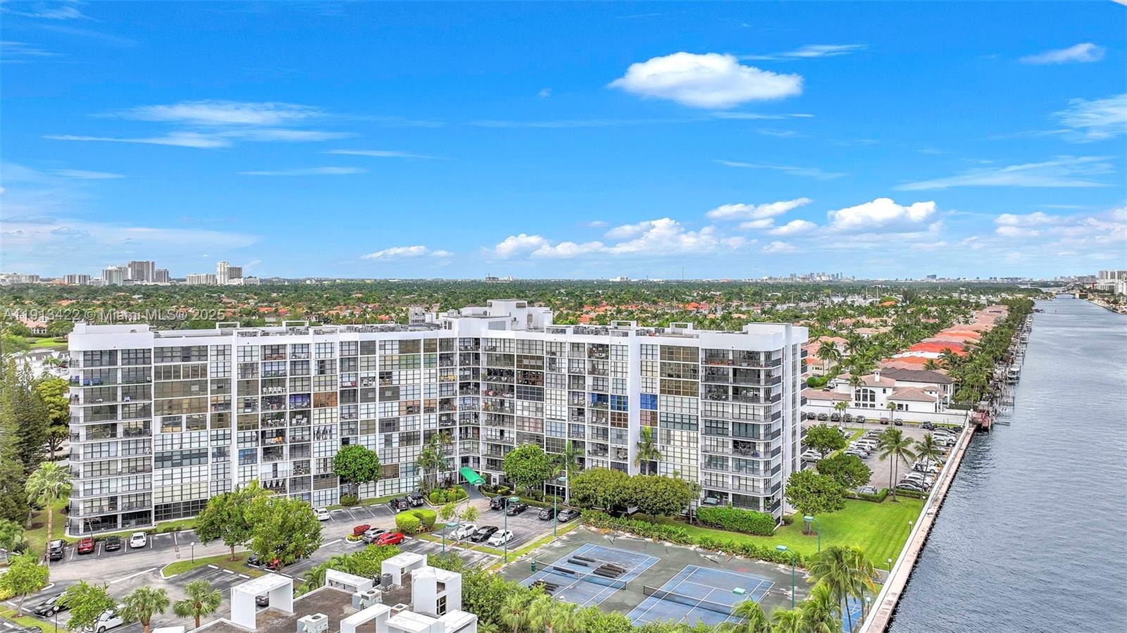 OCEANVIEW PARK CONDO - Residential