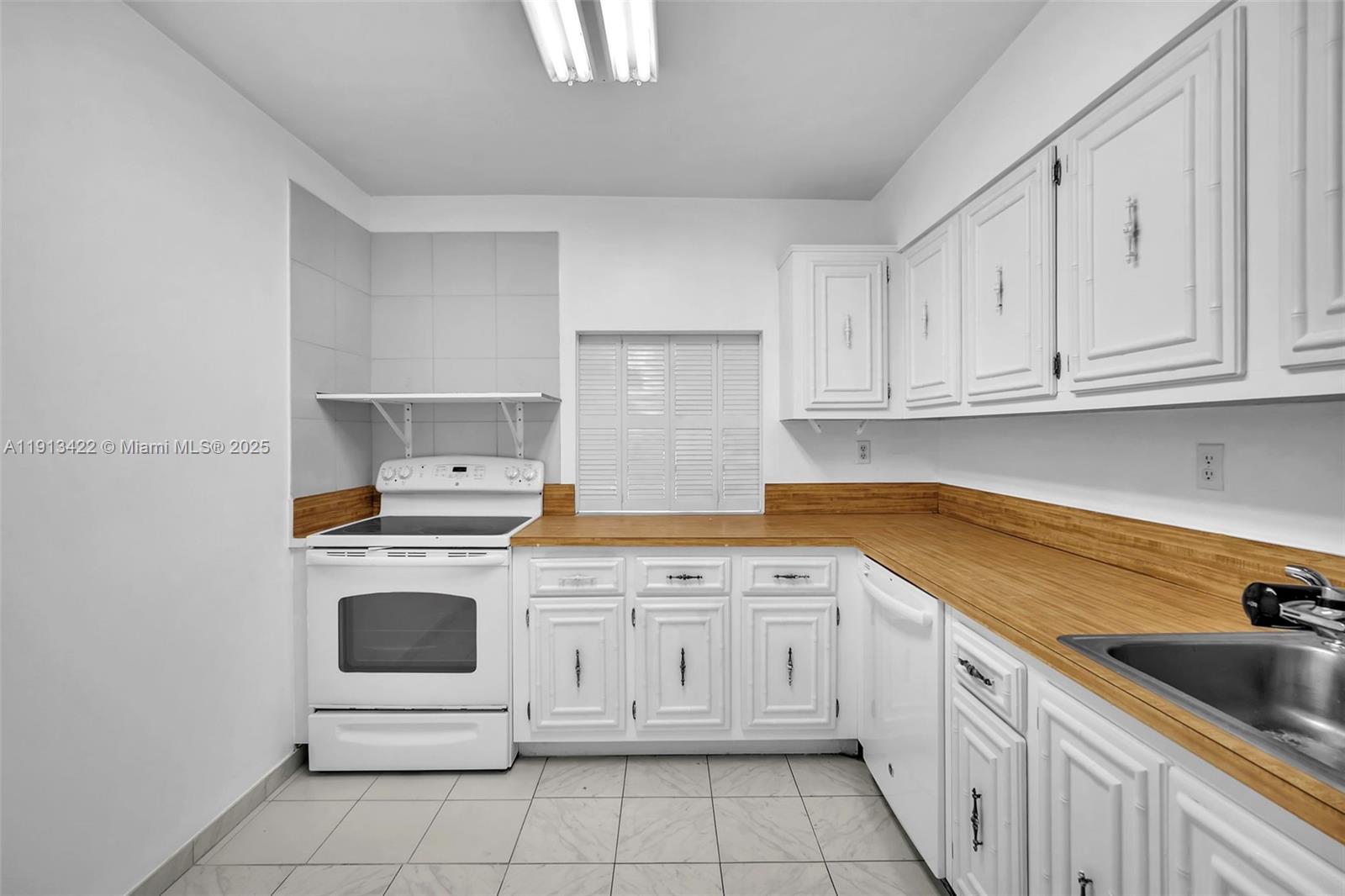 OCEANVIEW PARK CONDO - Residential