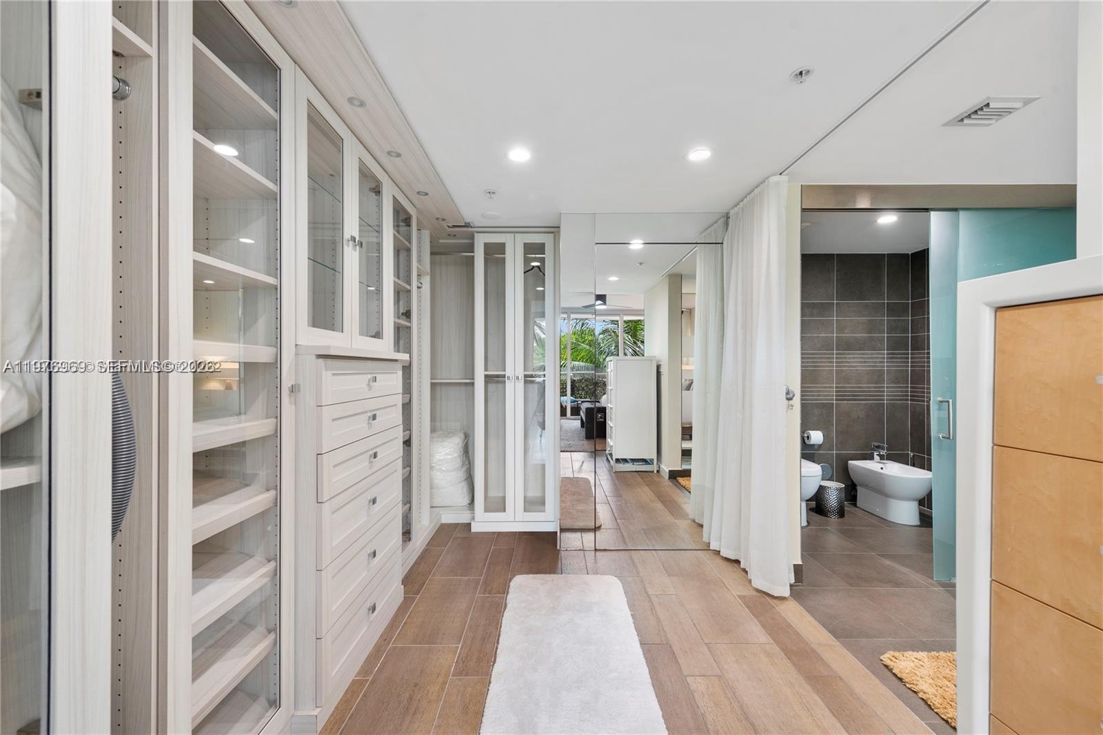 ARTEPARK NORTH CONDO - Residential