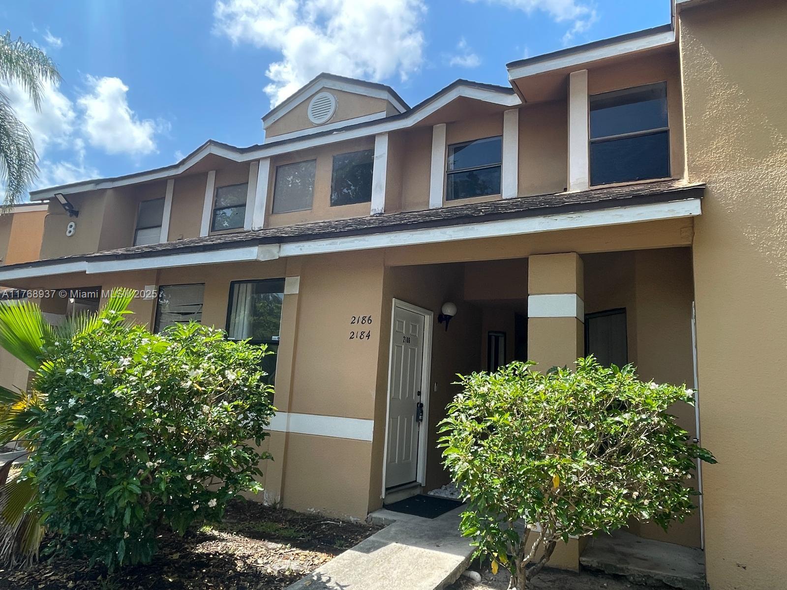 Rental Property at 2186 Sw 80 Te Ter 2186, Miramar, Broward County, Florida - Bedrooms: 2 
Bathrooms: 2  - $2,100 MO.