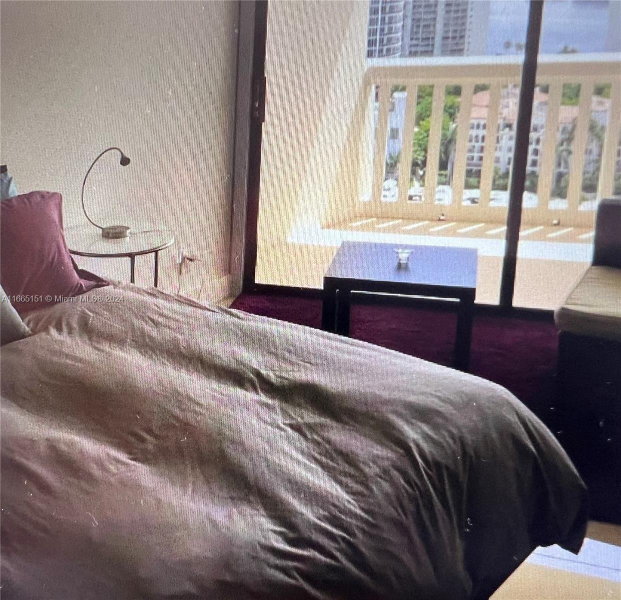 1000 ISL BLVD WILLIAMS IS - Residential