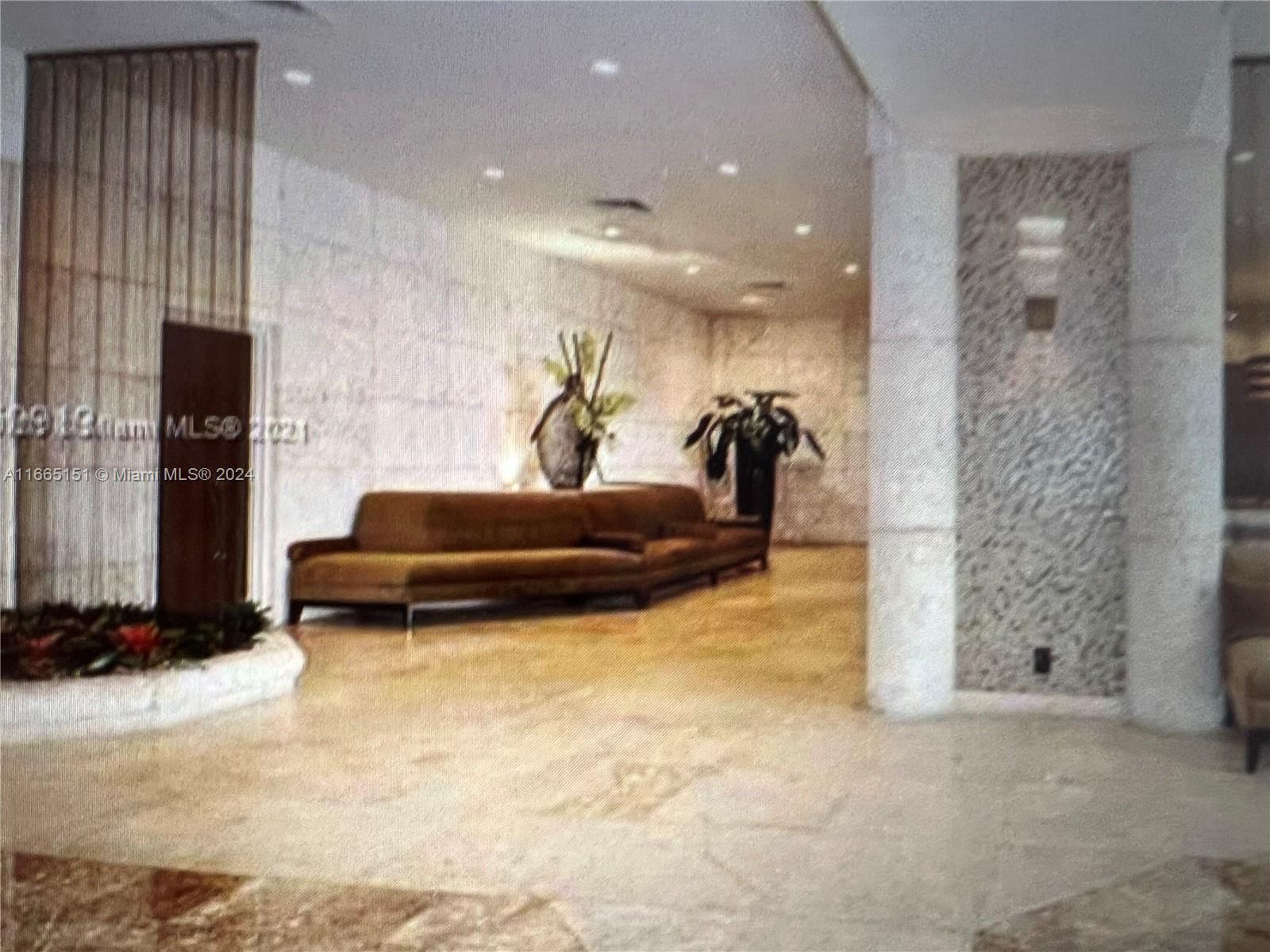 1000 ISL BLVD WILLIAMS IS - Residential