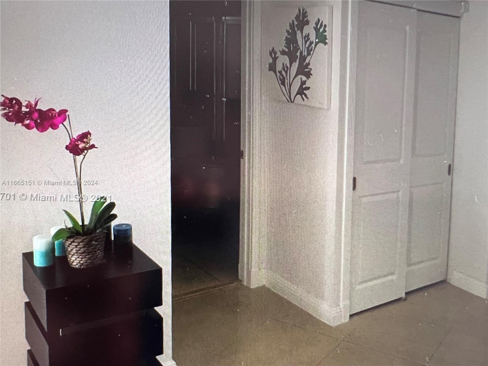 1000 ISL BLVD WILLIAMS IS - Residential