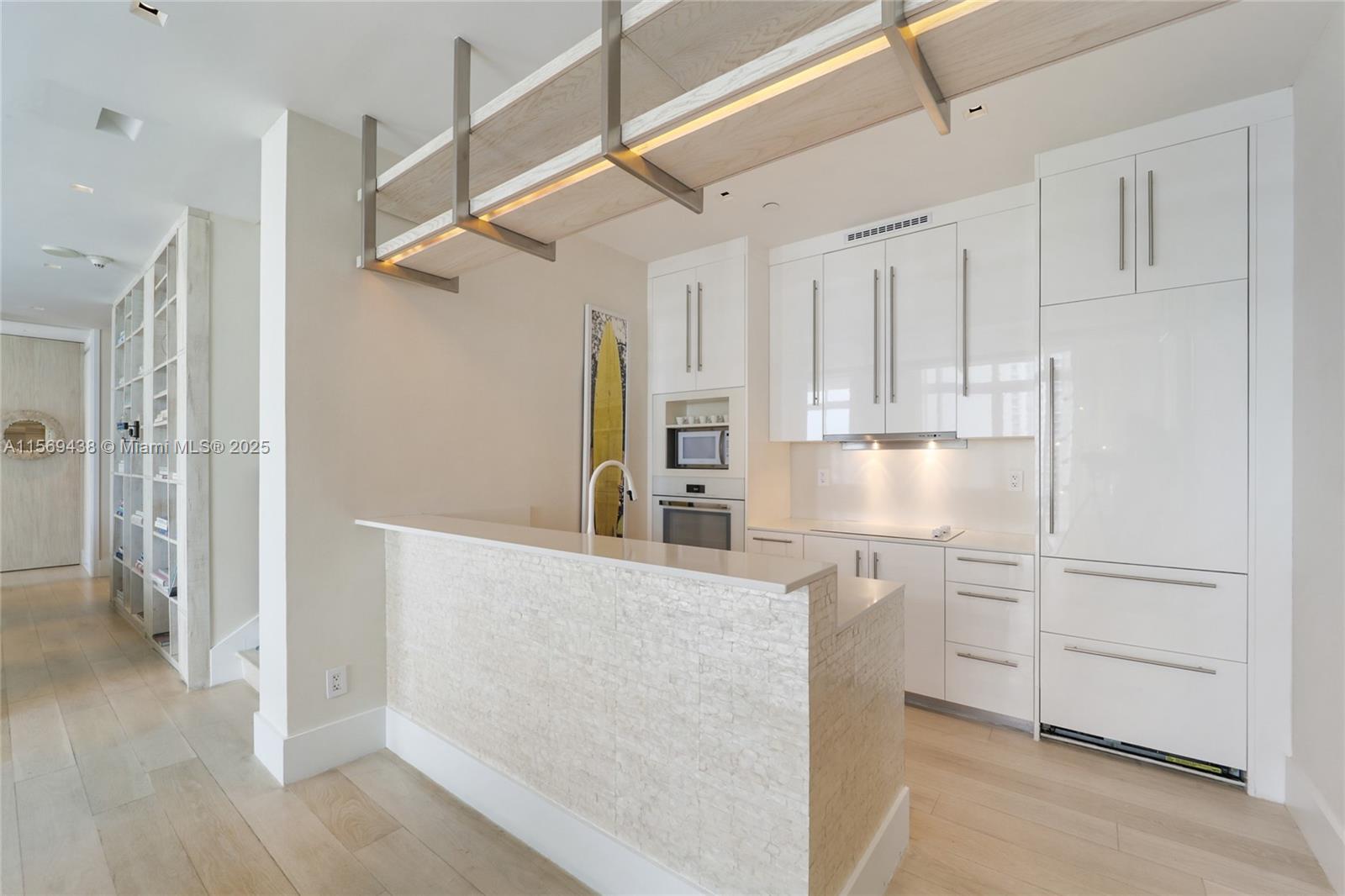 2201 COLLINS AVE CONDO - Residential