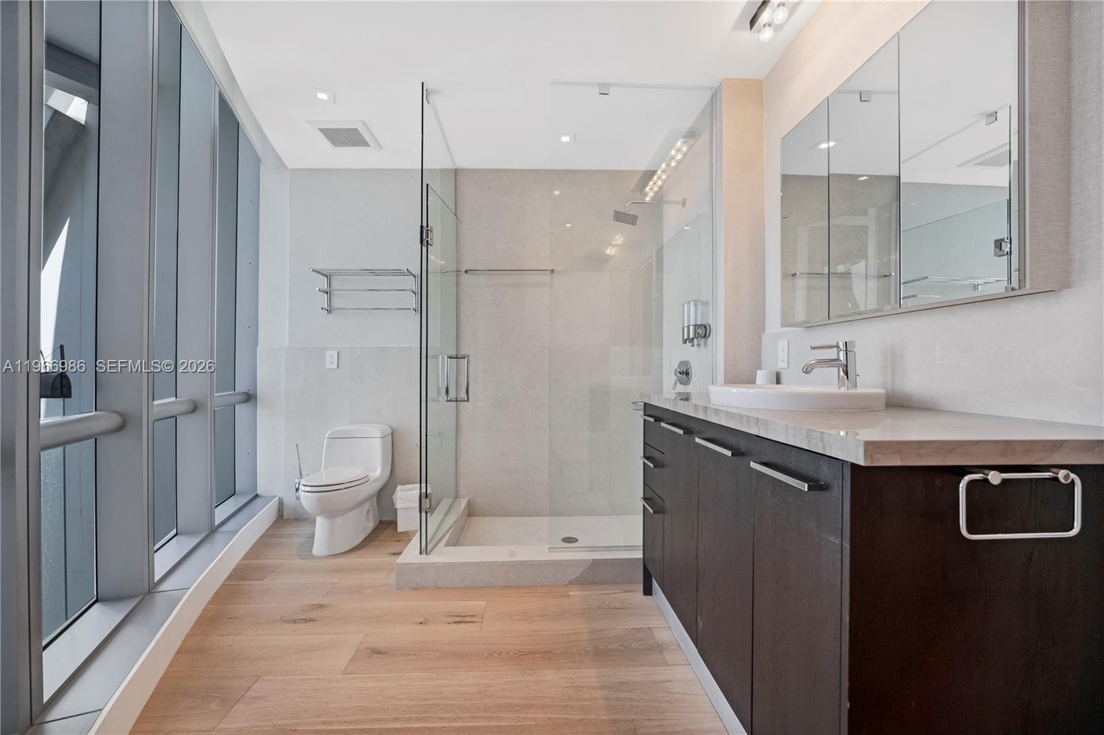 JADE OCEAN CONDO - Residential