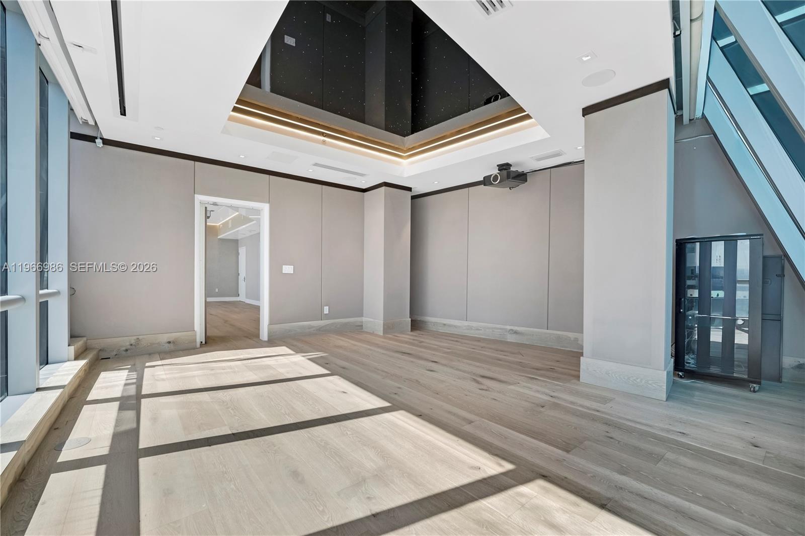 JADE OCEAN CONDO - Residential