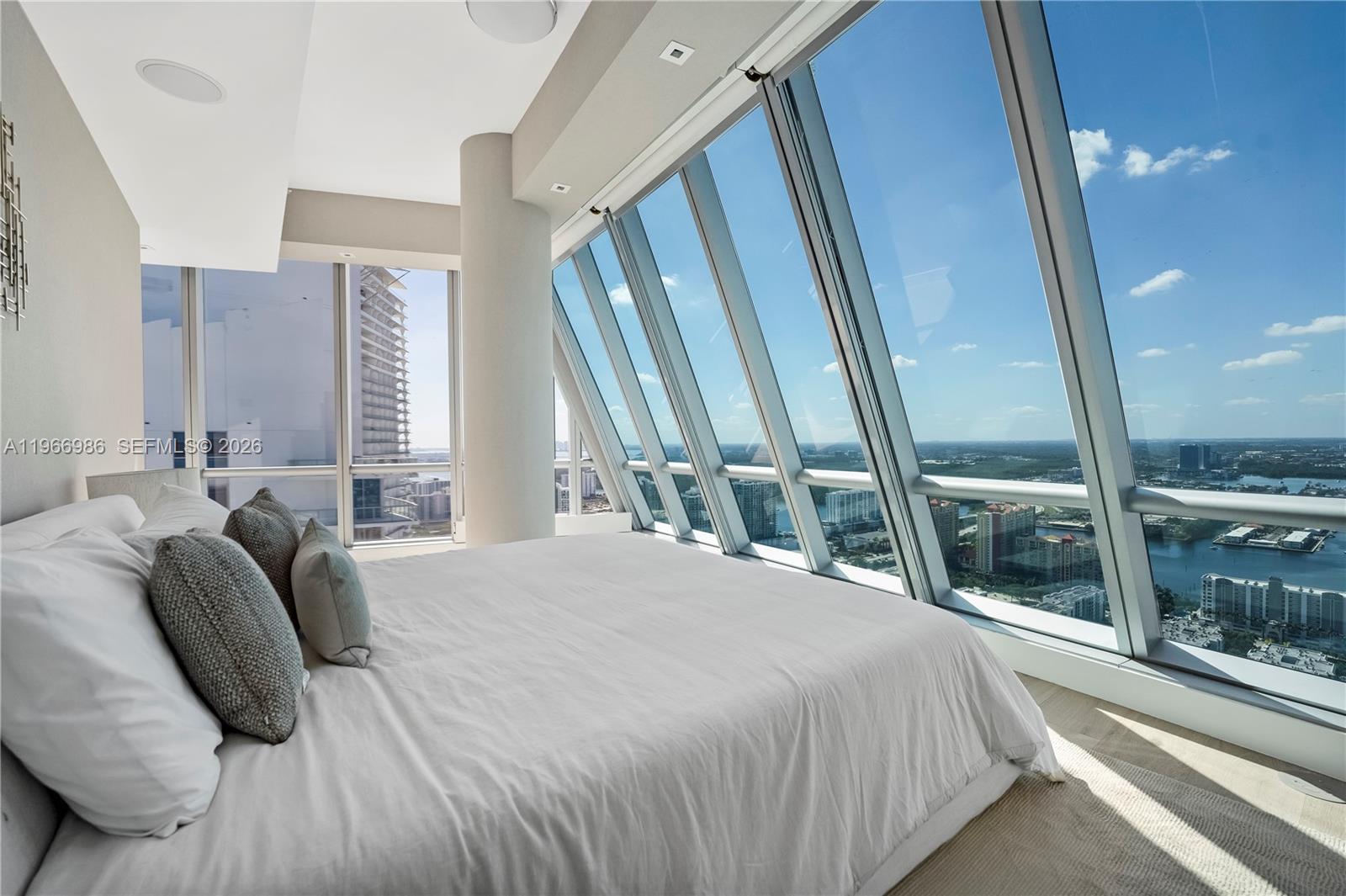 JADE OCEAN CONDO - Residential