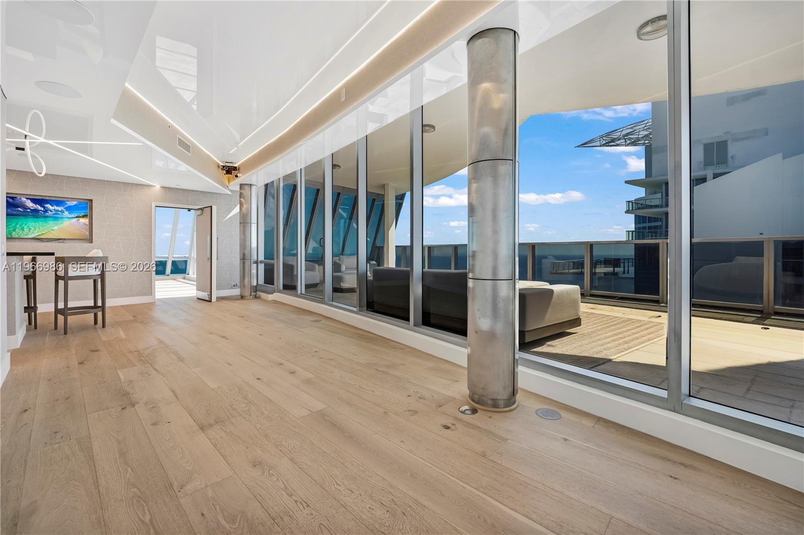 JADE OCEAN CONDO - Residential
