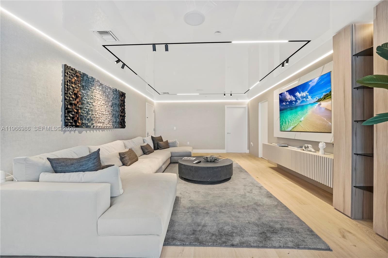 JADE OCEAN CONDO - Residential