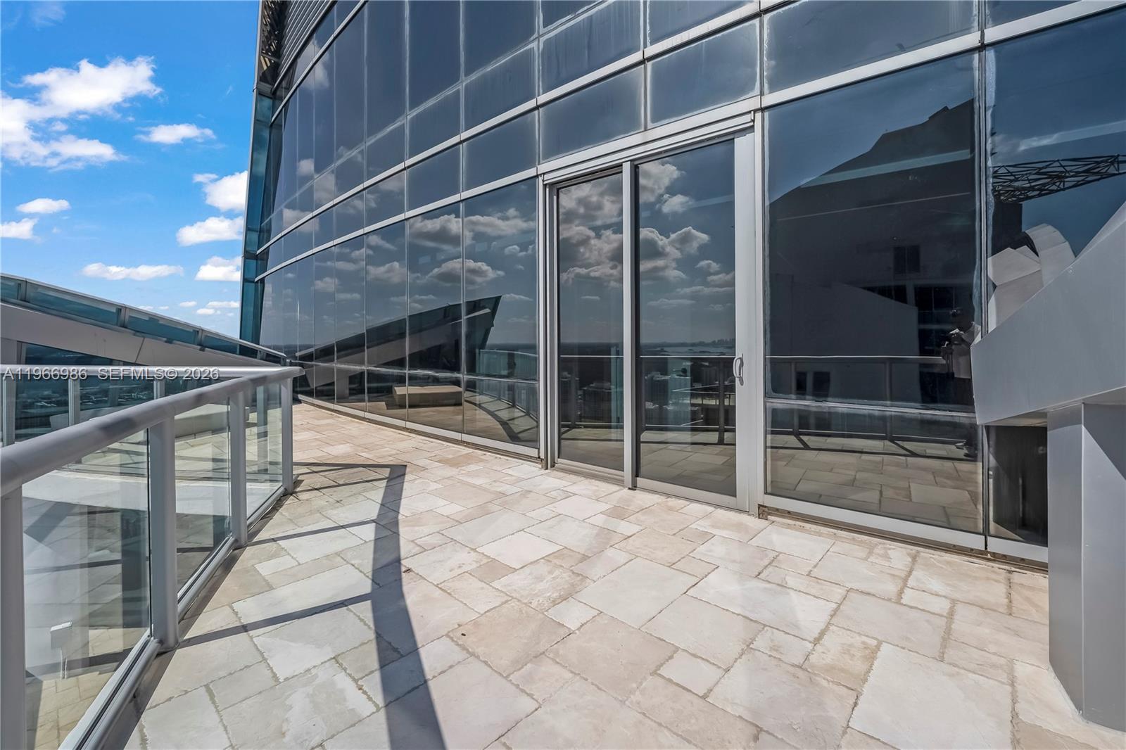 JADE OCEAN CONDO - Residential