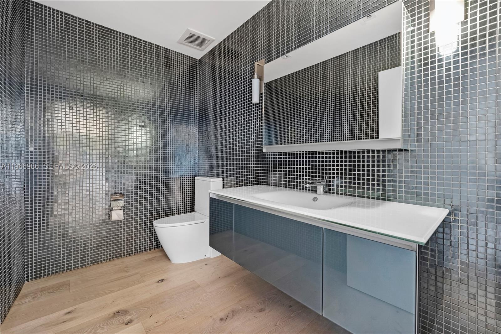 JADE OCEAN CONDO - Residential