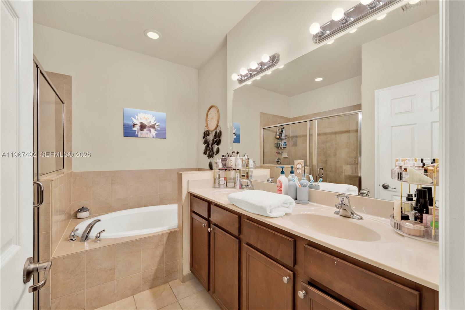 LAKES BY THE BAY FAYE REP - Residential