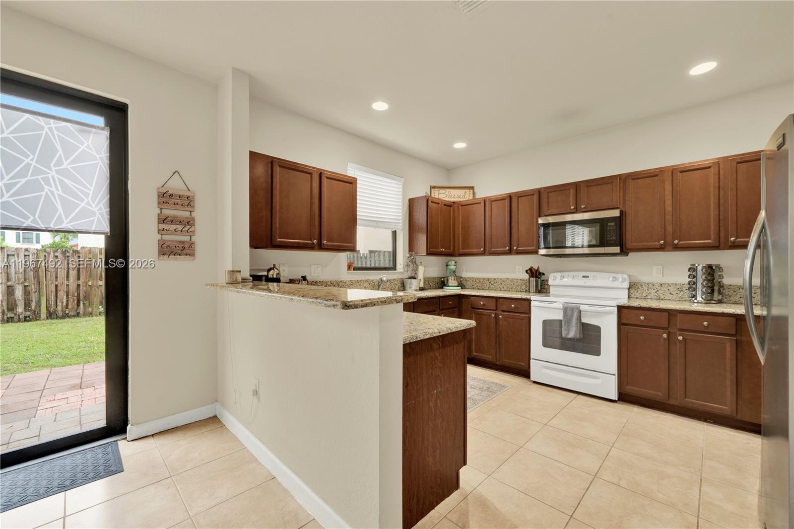 LAKES BY THE BAY FAYE REP - Residential