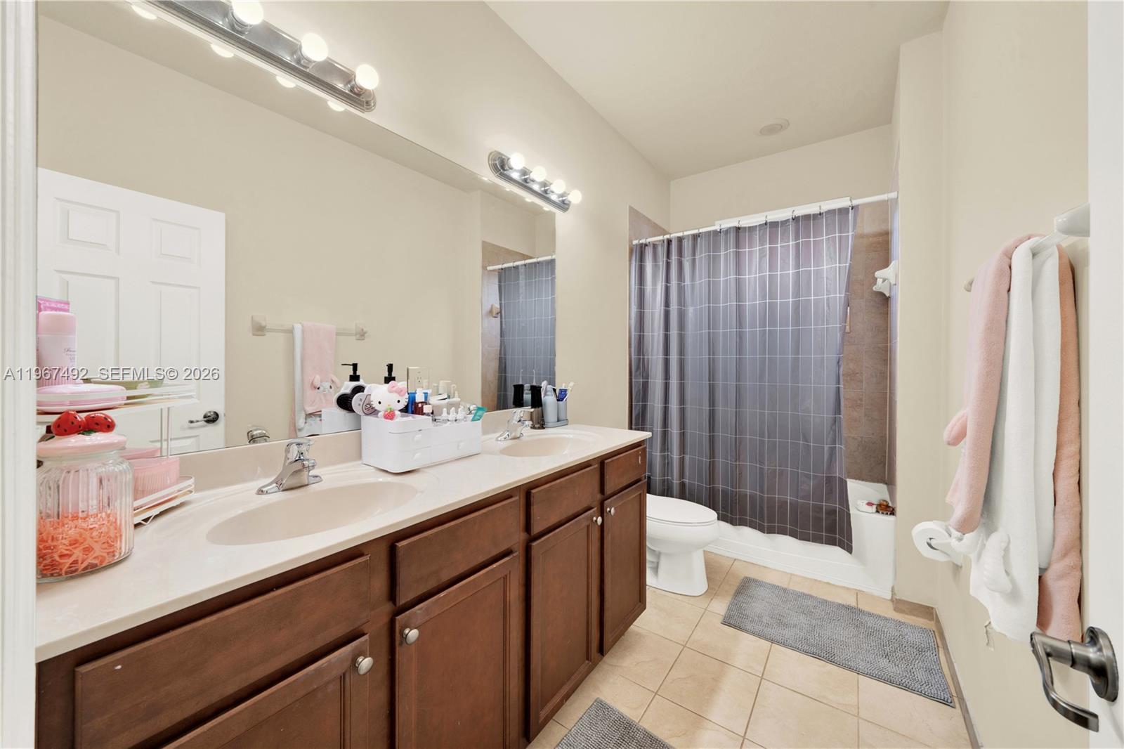 LAKES BY THE BAY FAYE REP - Residential