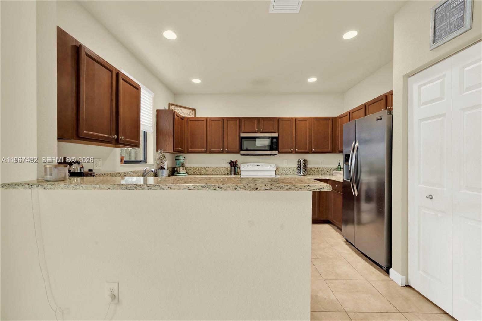 LAKES BY THE BAY FAYE REP - Residential