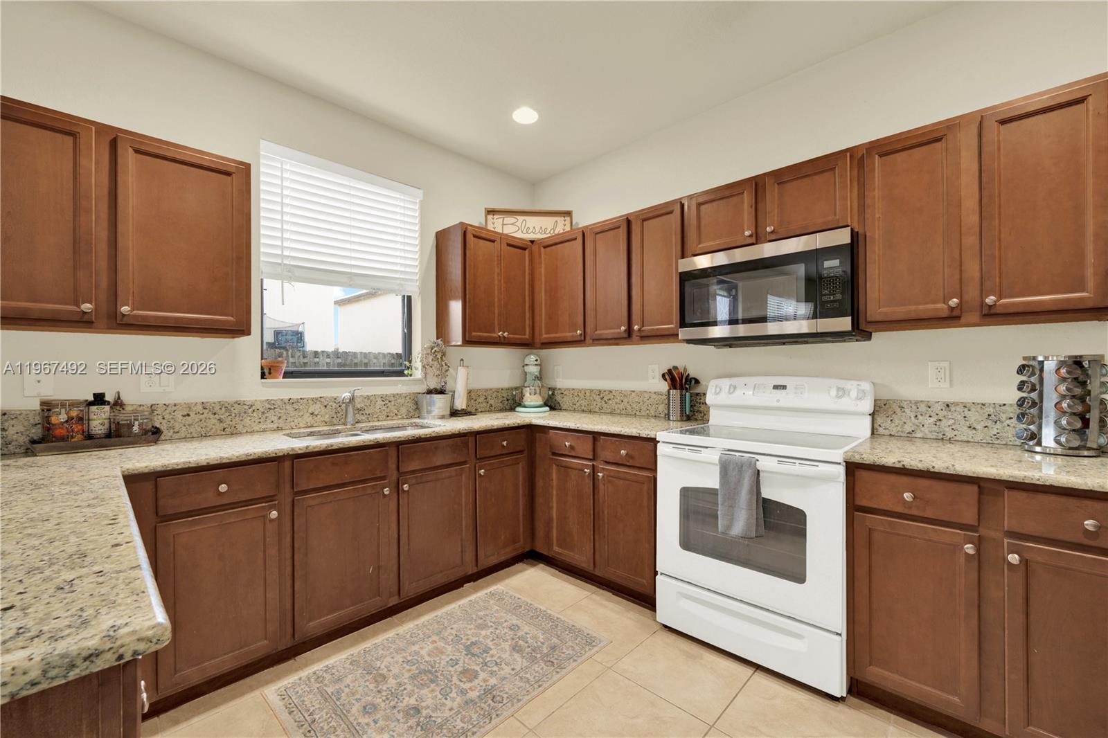 LAKES BY THE BAY FAYE REP - Residential