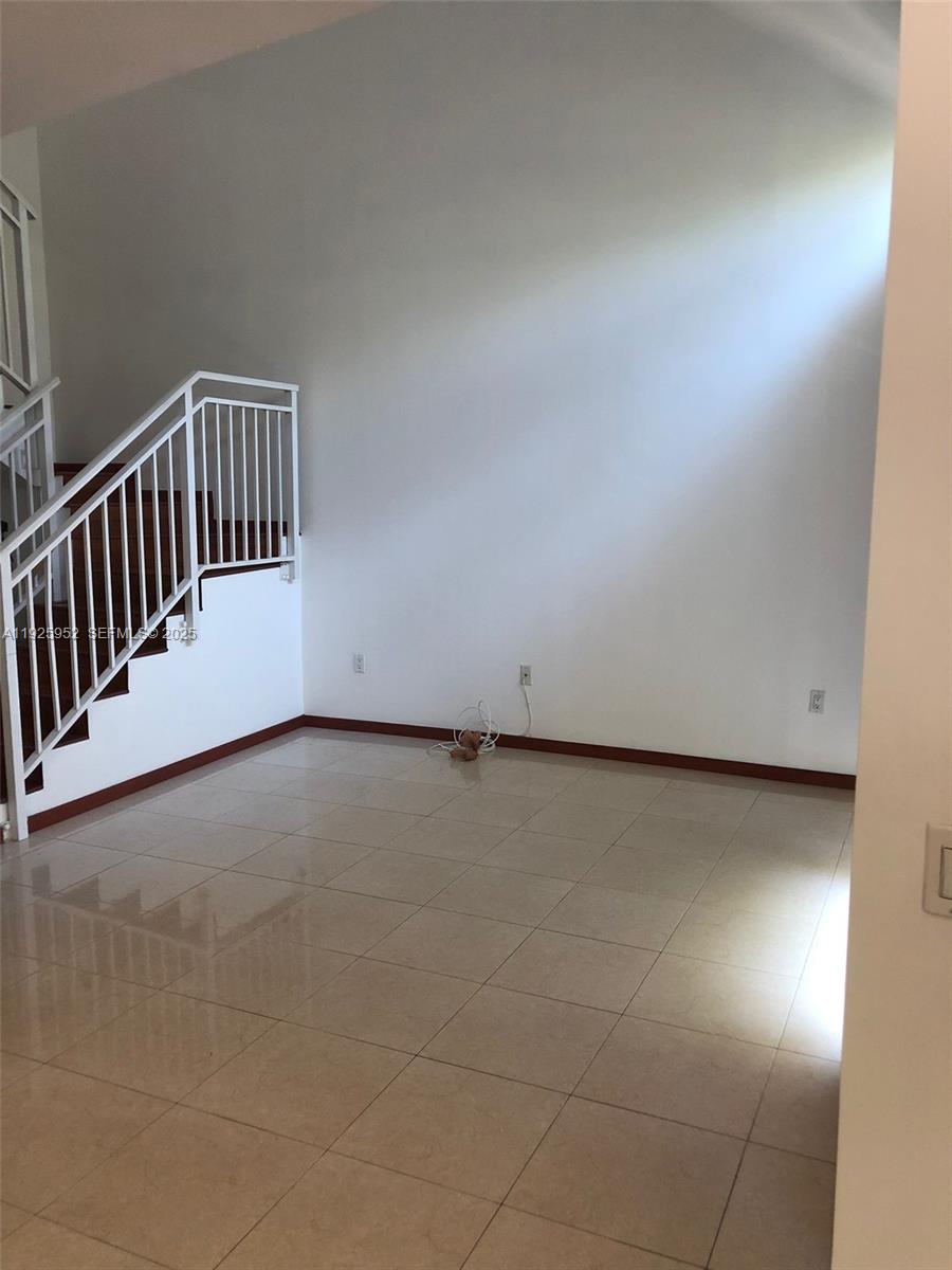 LOFTS ON BRICKELL II COND - Residential