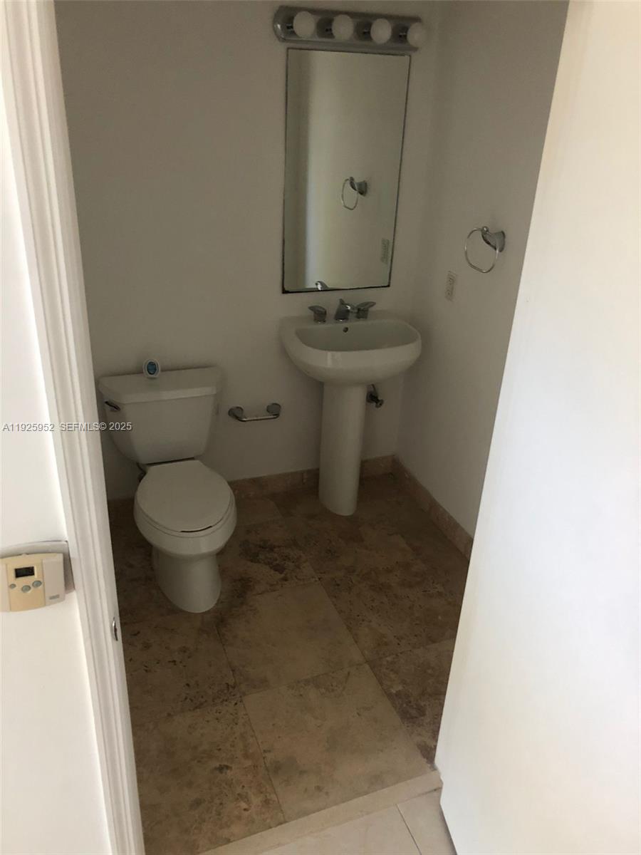 LOFTS ON BRICKELL II COND - Residential