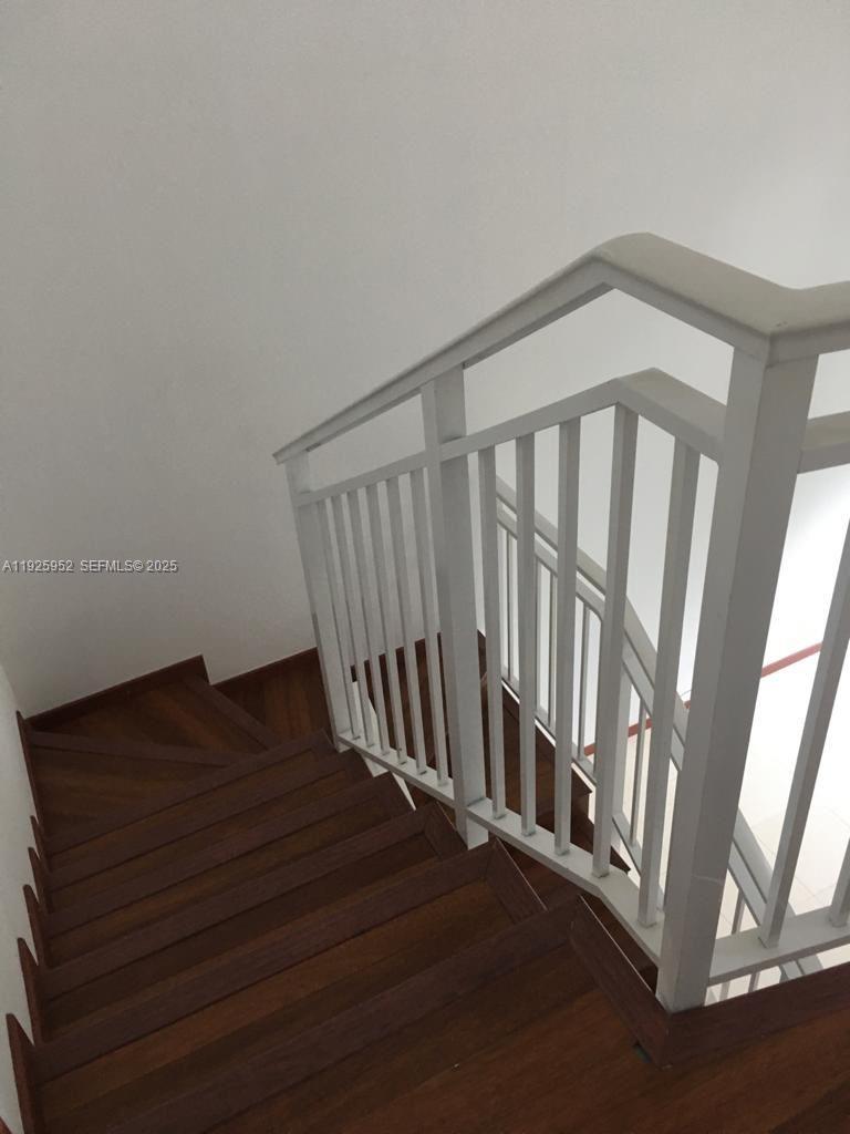 LOFTS ON BRICKELL II COND - Residential