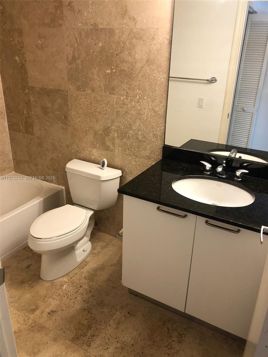 LOFTS ON BRICKELL II COND - Residential