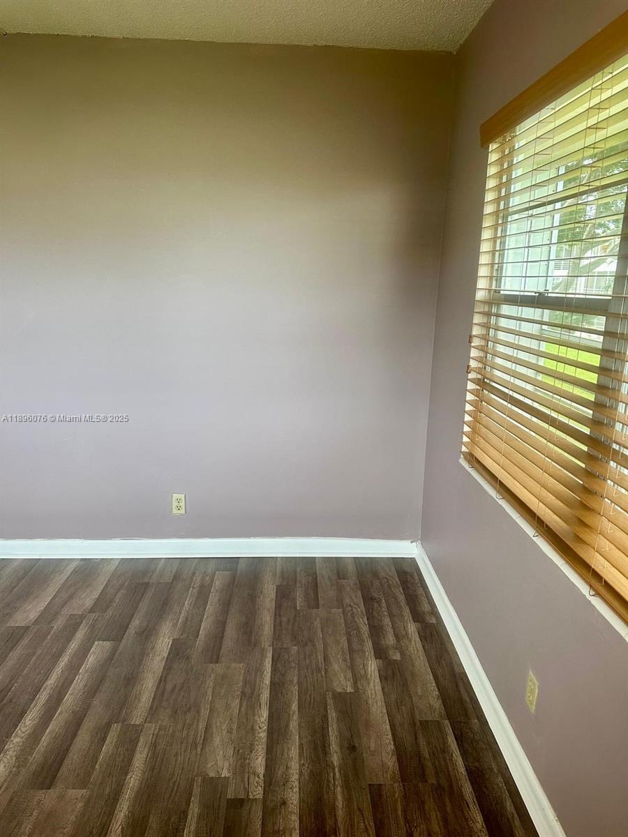 FANSHAW AT CENTURY VILLAG - Residential Lease