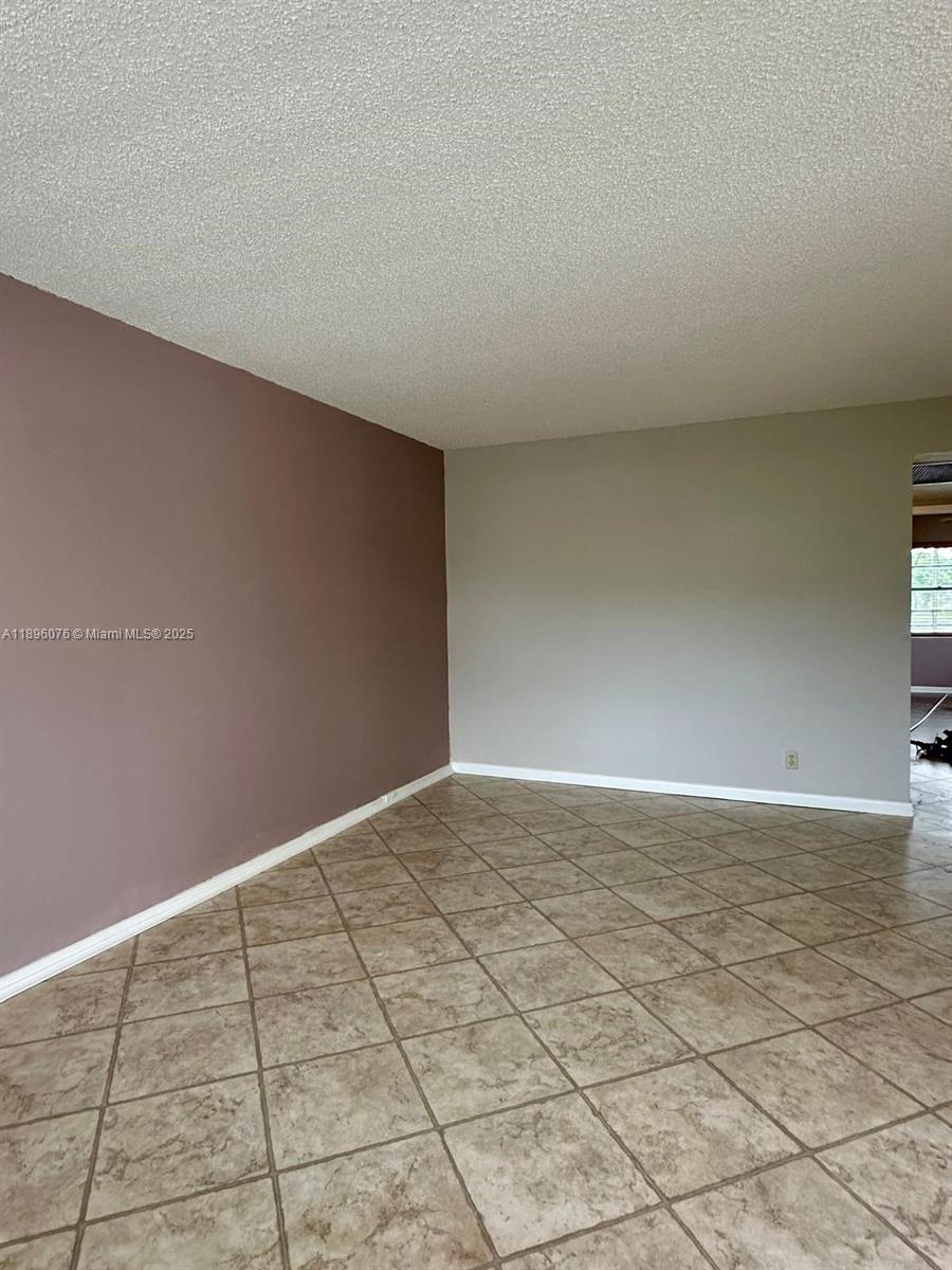 FANSHAW AT CENTURY VILLAG - Residential Lease