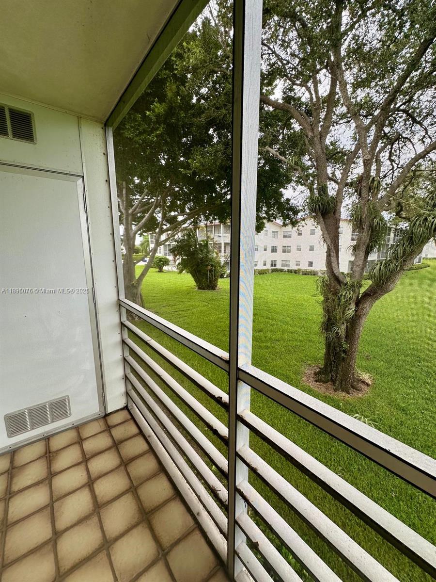 FANSHAW AT CENTURY VILLAG - Residential Lease