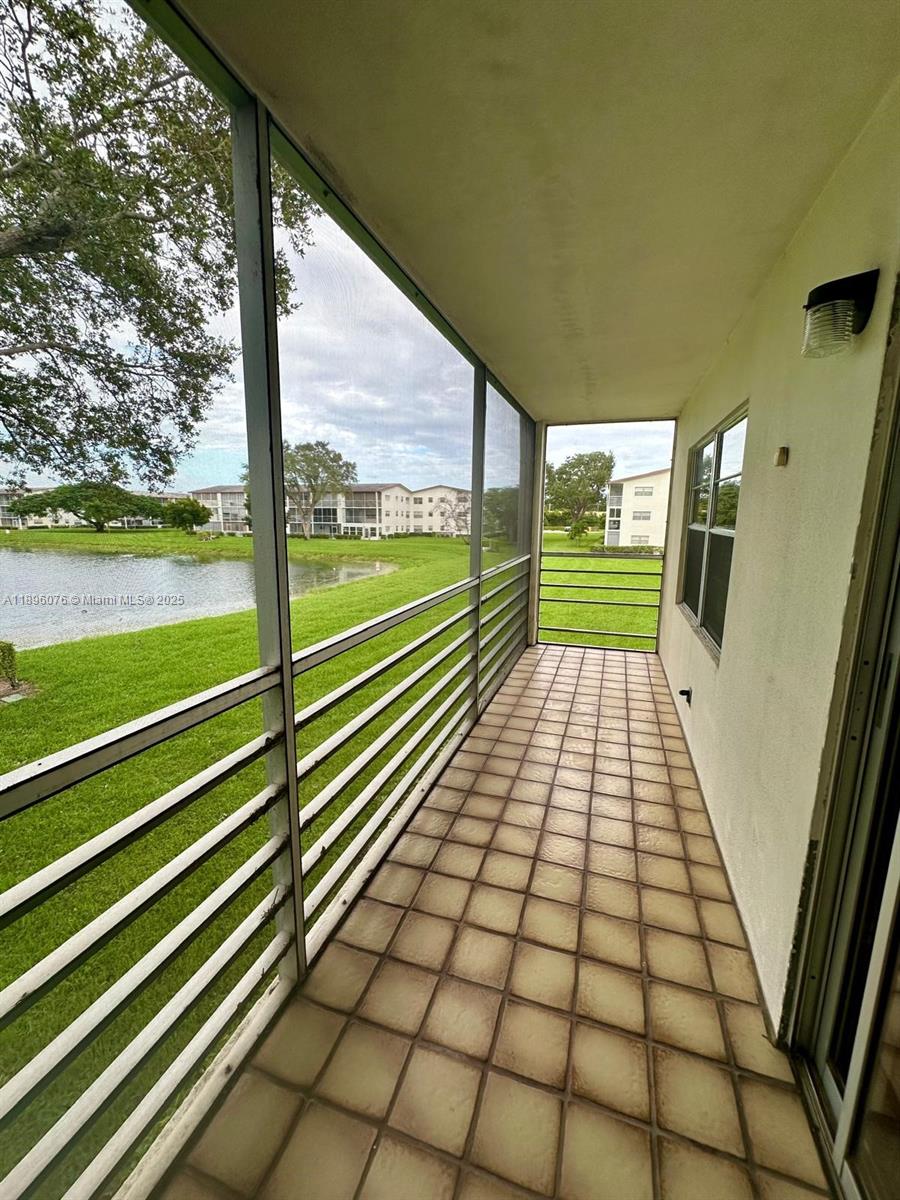 FANSHAW AT CENTURY VILLAG - Residential Lease