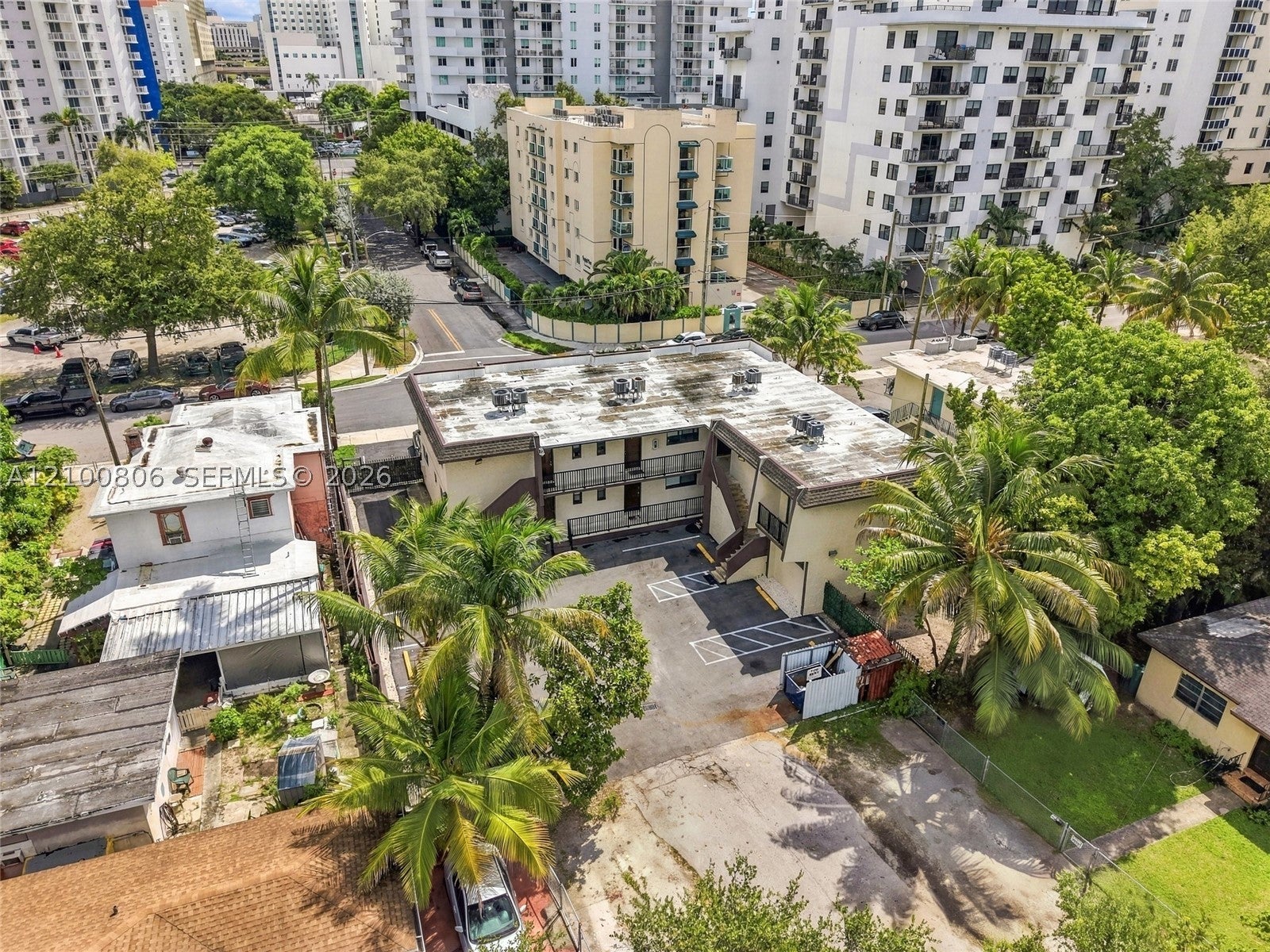 1484 NW 15th Ave