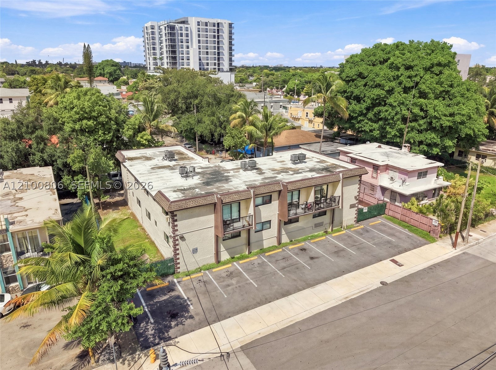 1484 NW 15th Ave
