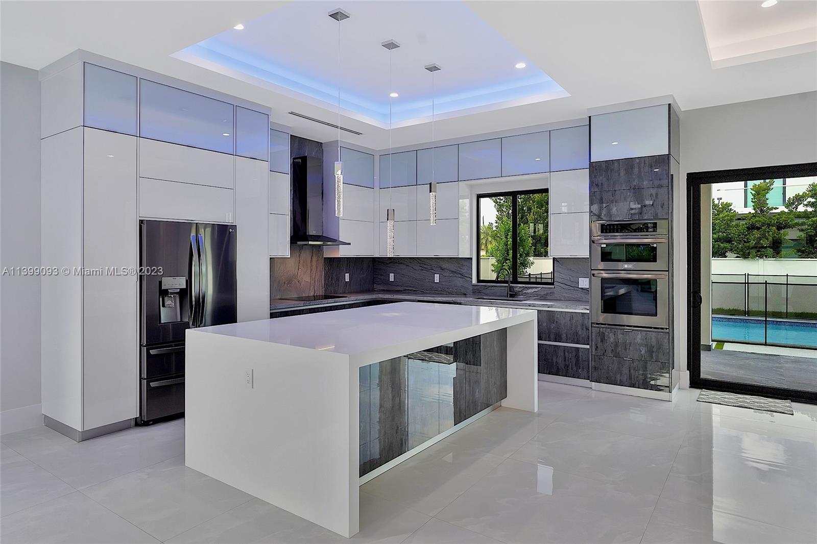 CORAL PINES - Residential