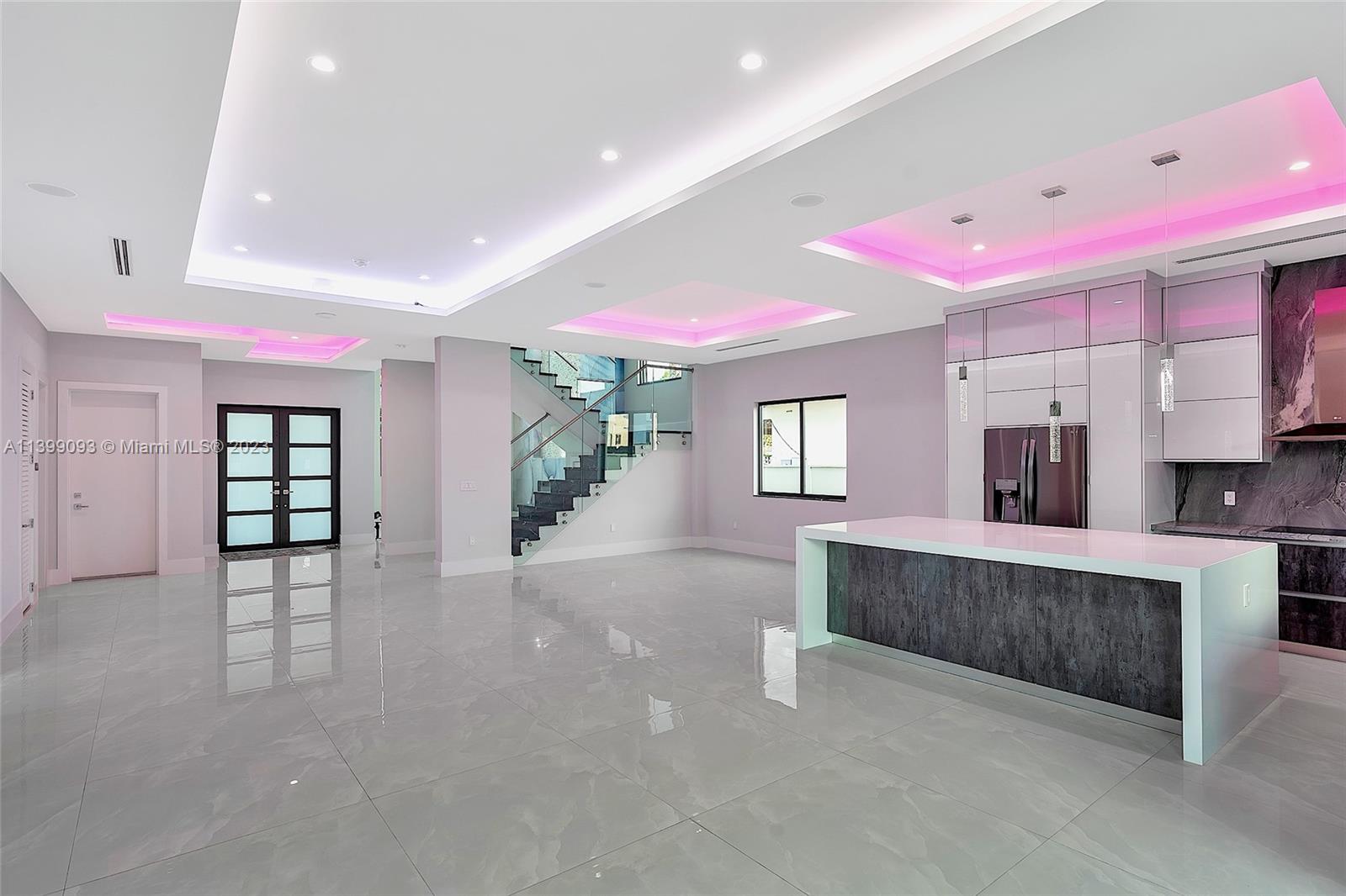 CORAL PINES - Residential