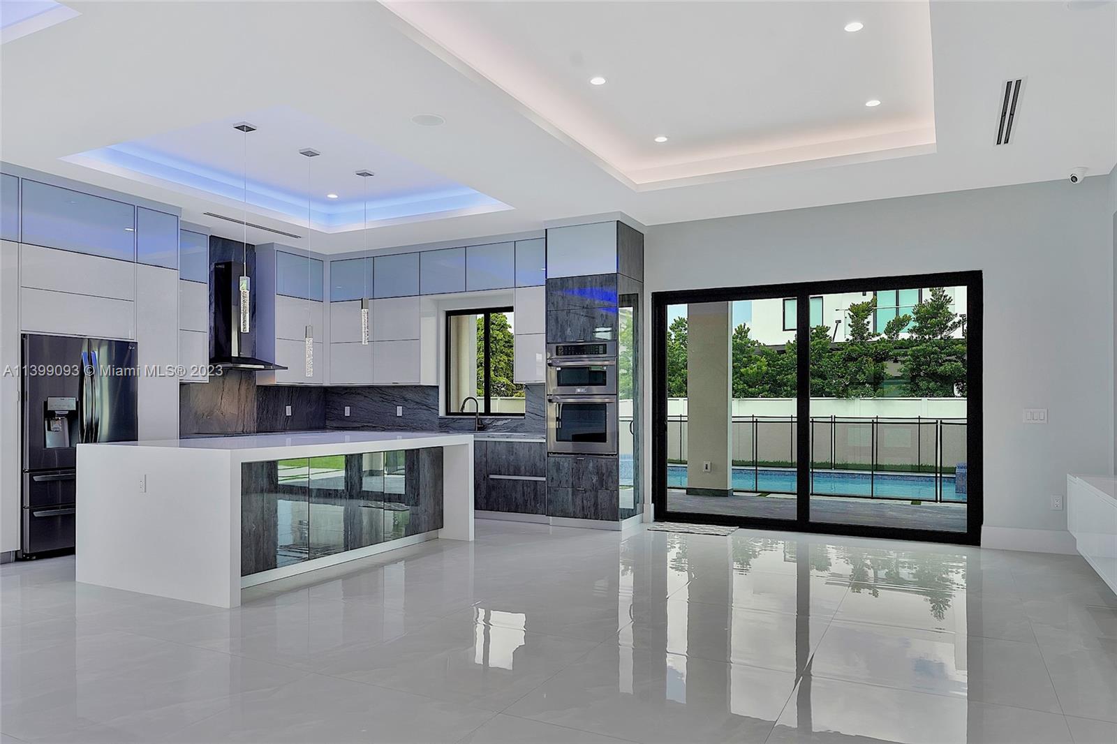 CORAL PINES - Residential