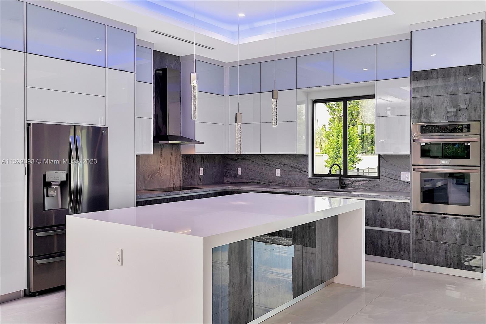 CORAL PINES - Residential