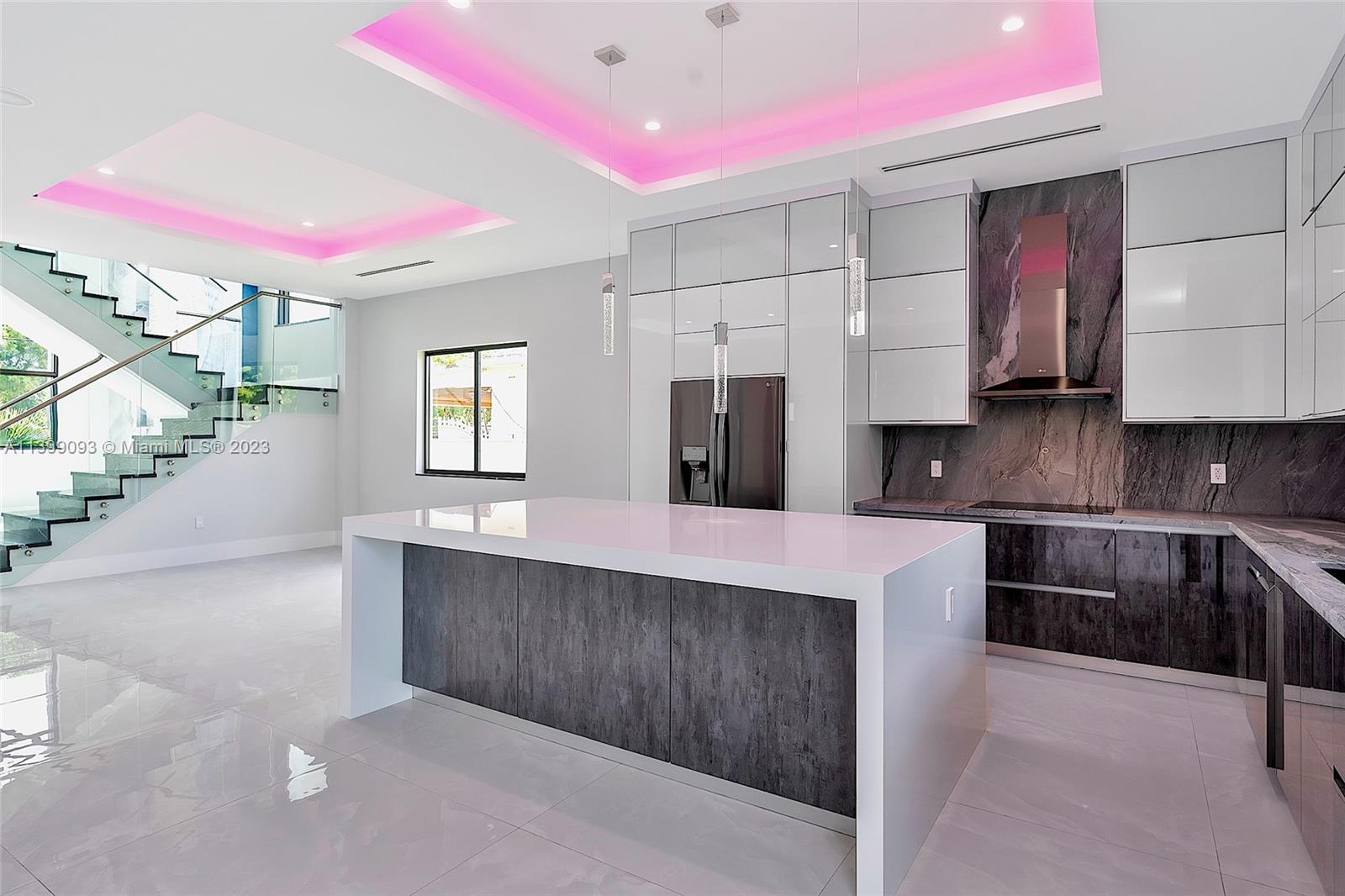 CORAL PINES - Residential