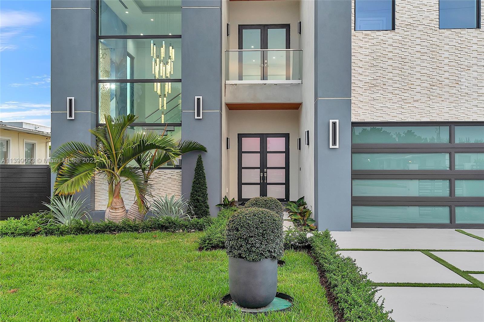 CORAL PINES - Residential