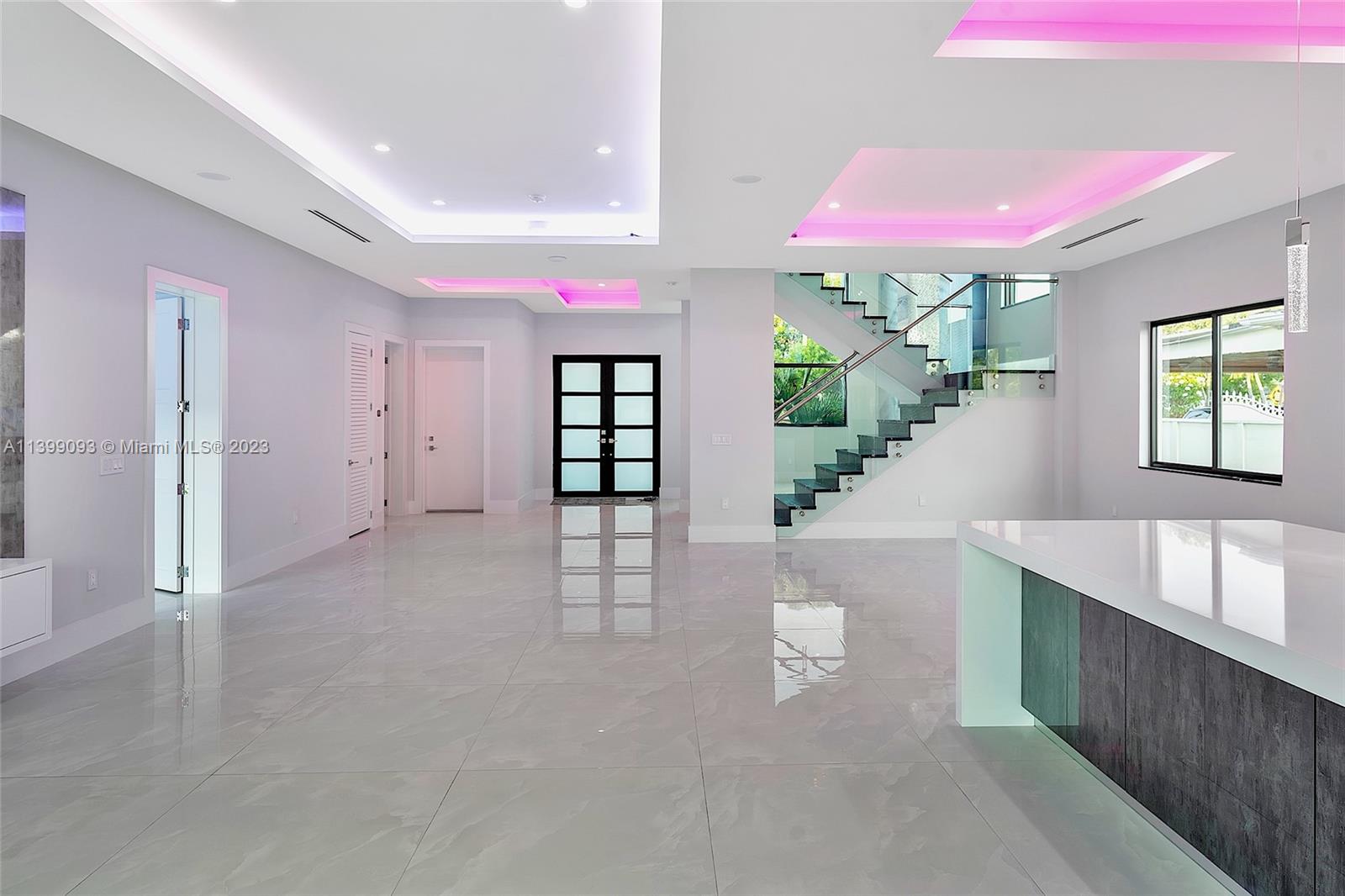 CORAL PINES - Residential