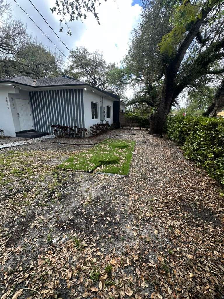 GULFAIR EST 1ST ADDN - Residential Lease